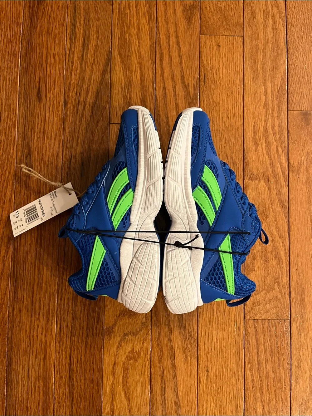 (NWT) Reebok Boys Chaos running sneakers /Little Boy Sz 12